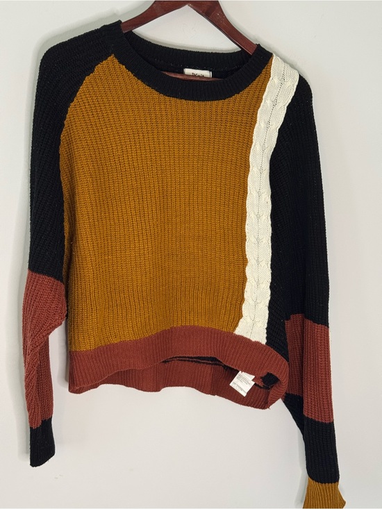 iKnit Sweaters - Colorblock Crewneck Sweater with Cable Accent - Mustard, Black, Rust